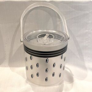 Penguin Pattern Ice Bucket